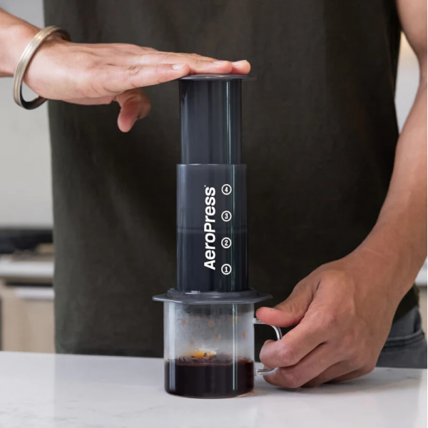Cafetera Aeropress Set Con 100 Filtros en Cafés La Mexicana