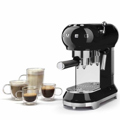 Cafetera Espresso Manual Negra Smeg Cafetera Espresso Manual Negra Smeg en Cafés La Mexicana