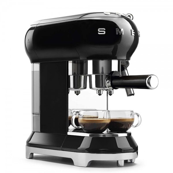 Cafetera Espresso Manual Negra Smeg Cafetera Espresso Manual Negra Smeg en Cafés La Mexicana