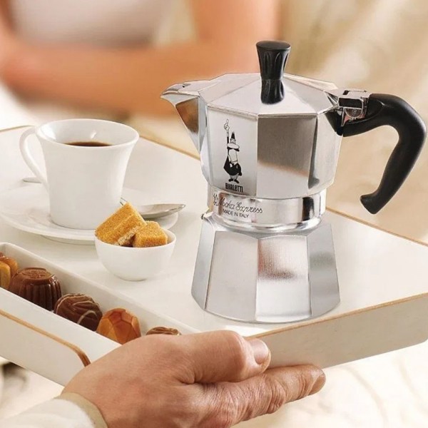 Cafetera Italiana Moka Aluminio Express 6 Tazas Bialetti en Cafés La Mexicana