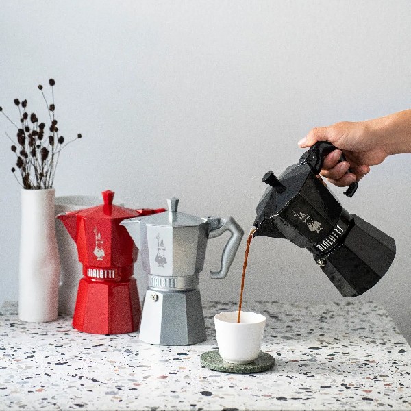 Cafetera italiana Moka Exclusive 6 Tazas Negro  Bialetti en Cafés La Mexicana