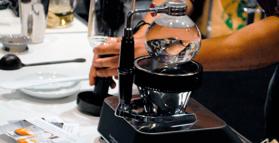 Cafetera de vacío, de sifón o cona